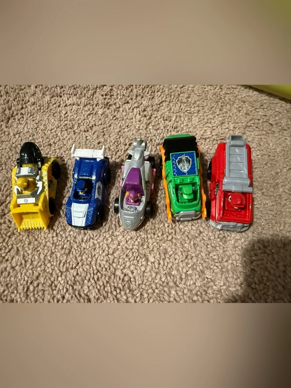 Like new set of Paw Patrol cars
